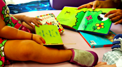 Storie e coccole in biblioteca